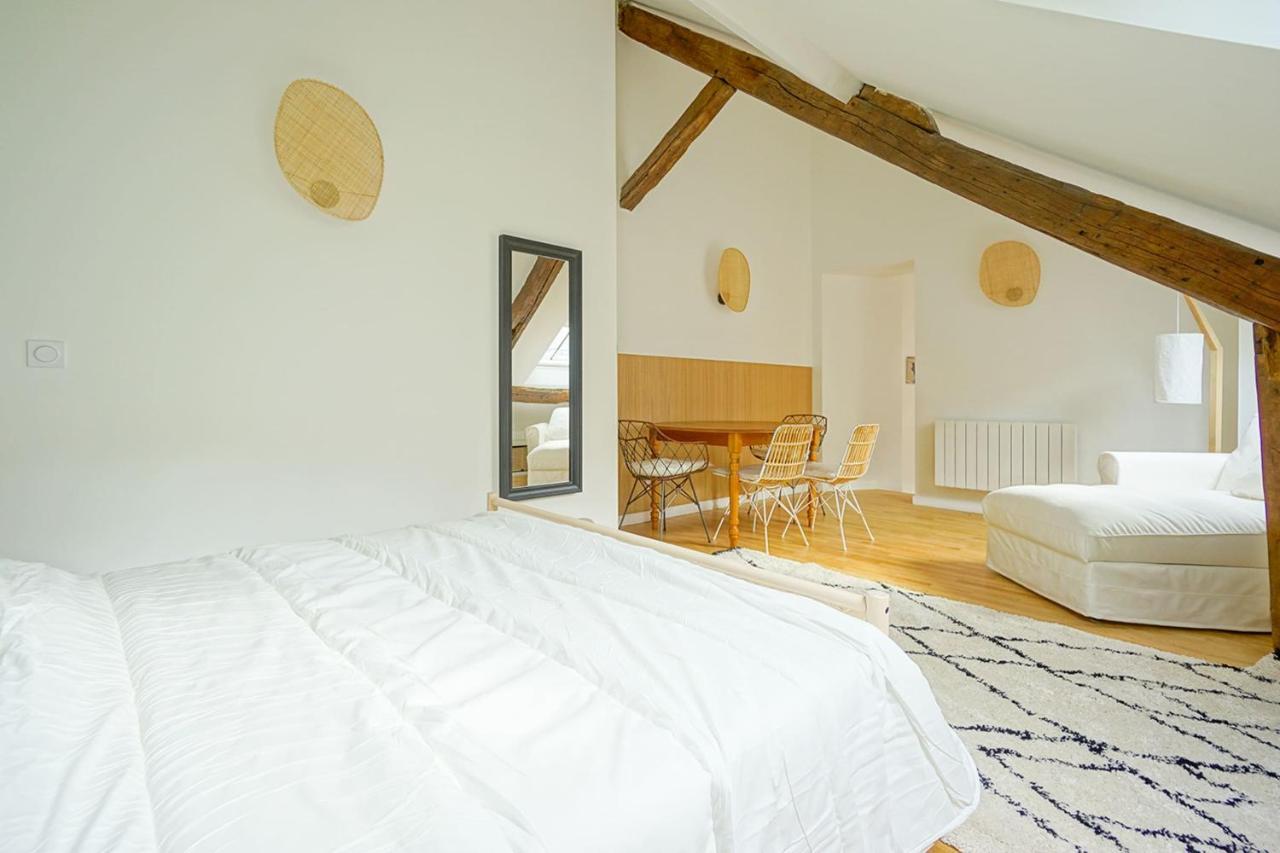 Beautiful Bright Apartment Near The Marais ปารีส ภายนอก รูปภาพ